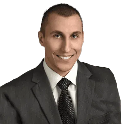 Dr. Robert Perniola, Doctor of Physical Therapy at Limitless Spine & Joint Care in Morganville, NJ.